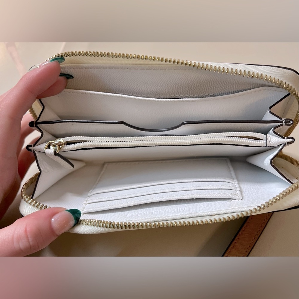 Michael Kors Large Color Block Wallet - Picture 7 of 7
